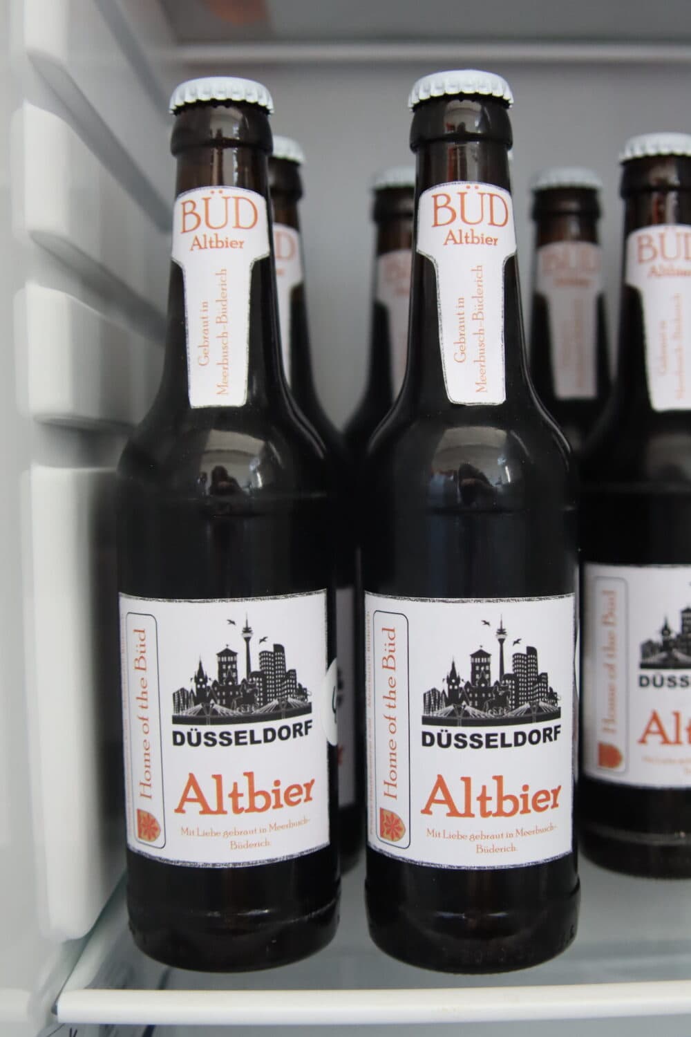 2022_BestBrewChallenge_Bestmalz_Einsendung_-Brauerei-Homeof-the-Bud_Bier-Bud-Alt-4-1-1000×1500